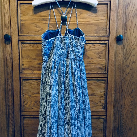 Beautiful Blue Patterned Spring Dress - Picture 3 of 3